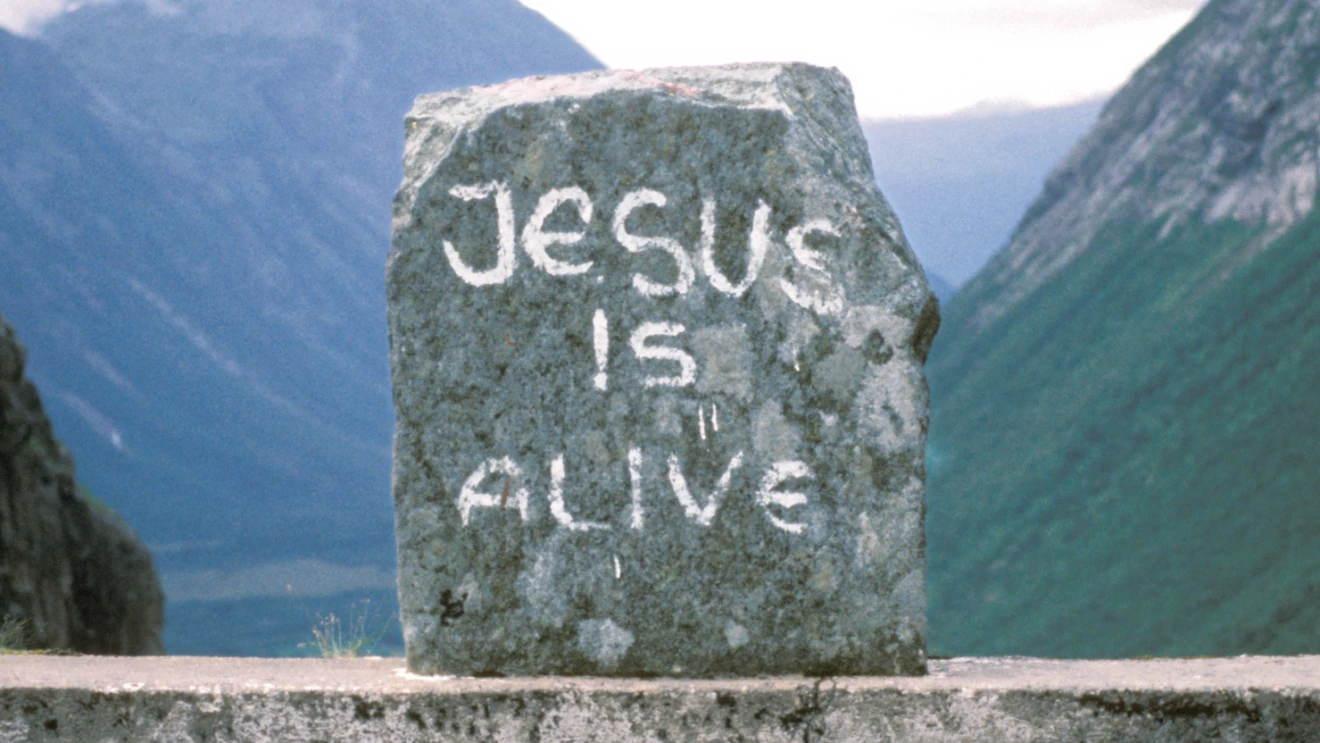 Kerbstone bearing the inscription ‘Jesus is alive’