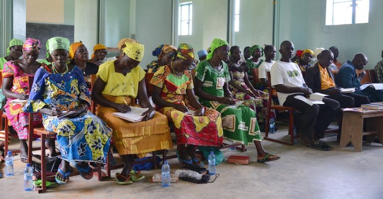 Des groupes de femmes congolaises lors d'un séminaire